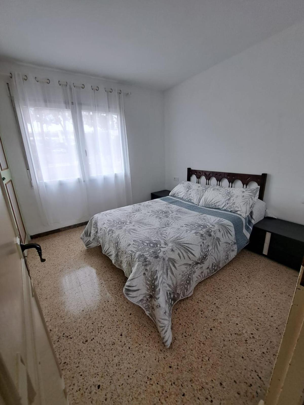 Apartamento Aventura Салоу Экстерьер фото